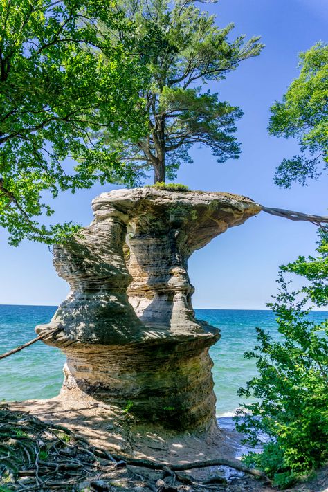 Best Hikes in Michigan's Upper Peninsula: All the Trails You Need to Hike - Thrillist Places To Visit In The Upper Peninsula, Hiking In The Upper Peninsula, Fall In Michigan Upper Peninsula, Upper Peninsula Michigan Fall, Lake Gogebic Upper Peninsula, Hiawatha National Forest, Tahquamenon Falls, Upper Peninsula Michigan, Presque Isle