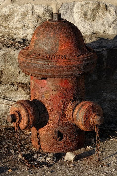 Rust Never Sleeps, Fire Hydrants, Rust In Peace, Good For Me, Peeling Paint, Rusty Metal, Iron Oxide, Fire Hydrant, Color Textures