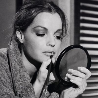 Wellness — The Flair Index Icon Inspiration, Jeanne Moreau, Isabelle Adjani, Ingrid Bergman, Katharine Hepburn, Romy Schneider, Marlene Dietrich, Joan Crawford, Alain Delon