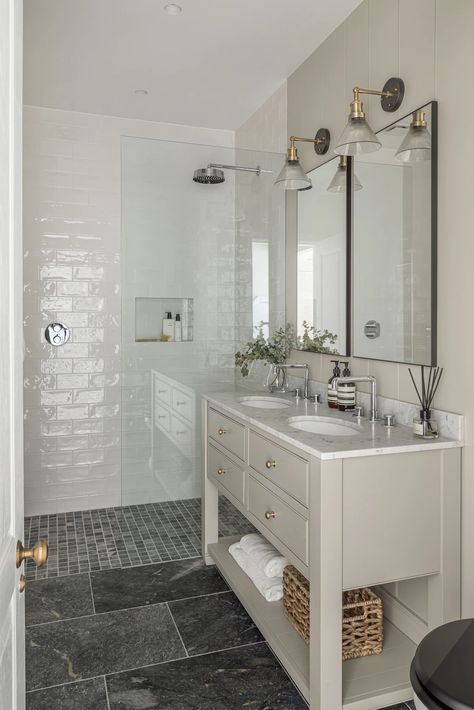 Notting Hill Apartment, Notting Hill House, Emma Hill, Double Vanity Unit, Library Living Room, Timeless Bathroom, Bathroom Units, Apartment Life, Hill House