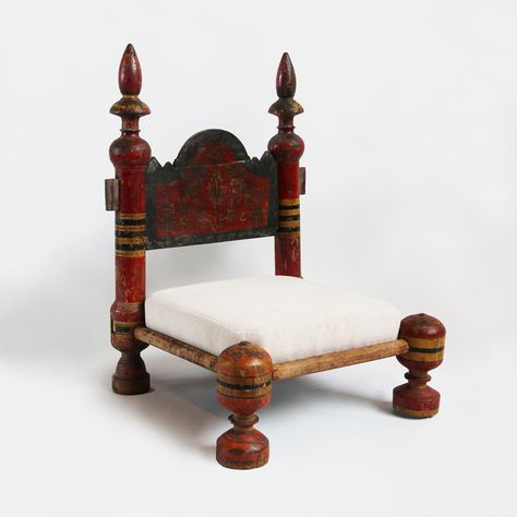 Vintage hand painted wood Rajasthan low chair with off white cushion. Chair Furniture Design, Antique Wood Furniture, Ethnic Furniture, Sofa Design Wood, Wooden Sofa Set Designs, Wood Bed Design, India Home Decor, Leather Sofa Living Room, Wooden Sofa Designs