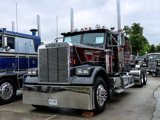 Kentucky Horse Park, Western Star Trucks, Freightliner Trucks, Western Star, Truck Paint, Lexington Kentucky, Kenworth Trucks, Big Rig Trucks, Large Cars