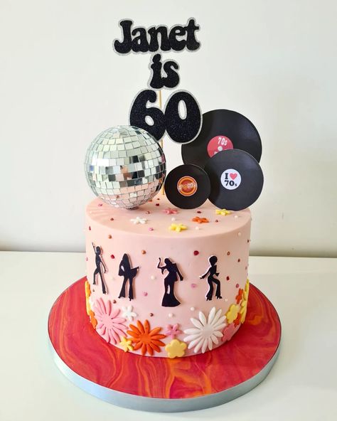 50th Birthday Cake 70s Theme, Birthday Cake 70s Theme, 70s Theme Bday Cake, 70s Aesthetic Birthday Cake, Disco 50th Birthday Cake, 70s Themed Cake Ideas, Retro 60th Birthday Party, 60s Theme Birthday Cake, 70s Cake Design