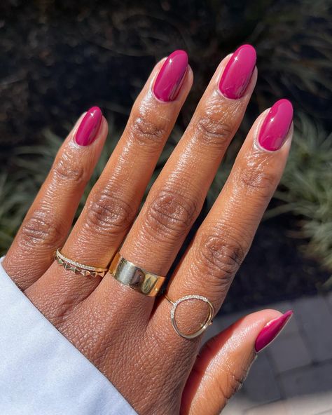 Nails Inspiration Different Colors, One Color Manicure, Berry Colour Nails, Autumn Nail Colours 2024, Different Colour Nails, Berry Nail Color, Nail Inspo Black Women, Nails For Black Women, Summer Nail Colours