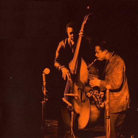 Diary of a Radical Conformist — Charles Mingus and Eric Dolphy The Blues Aesthetics, Jazz Spotify Playlist Cover, Jazz Vibes Aesthetic, Soul Music Aesthetic, Eric Dolphy, Arte Jazz, Jazz Night, Jazz Lounge, Charles Mingus