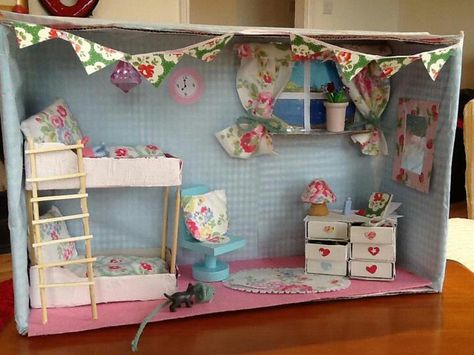 Found on Cath Kidston's FB page in her "Dream room in a box" photo album. Room In A Box Project, Shoebox Room Project, Shoe Box Bedroom Project, Shoe Box Craft Ideas, Shoebox Bedroom Project, Shoe Box Room Project, Shoe Box Doll House, Shoe Box House, Shoebox Room