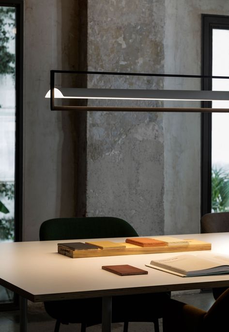 vibia-the-edit-rethinking-work-spaces-kontur-1 Office Pendant Lighting, Vibia Lighting, Drawing Furniture, Office Light, Office Lamp, Contemporary Light Fixtures, Interior Design Guide, Working Remotely, Lighting Plan