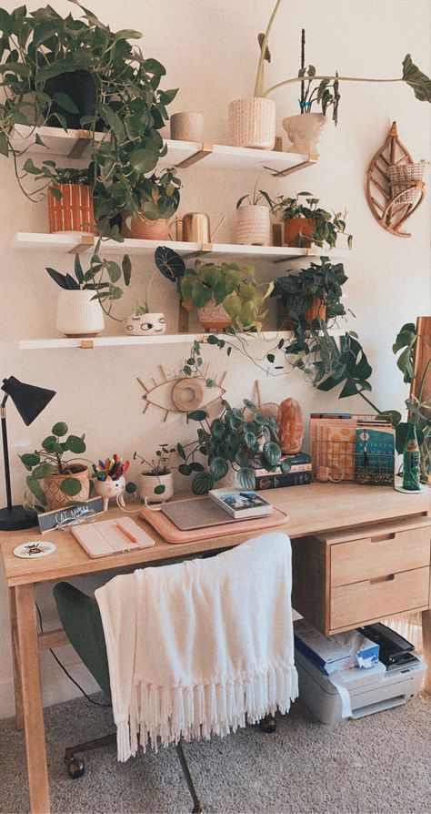 Cute Boho Office Ideas, Boho Office Aesthetic, Eco Room Decor, Boho Desk Inspiration, Small Boho Office Space, Plant Office Aesthetic, Office Space Boho, Office Bohemian Decor, Boho Work From Home Office