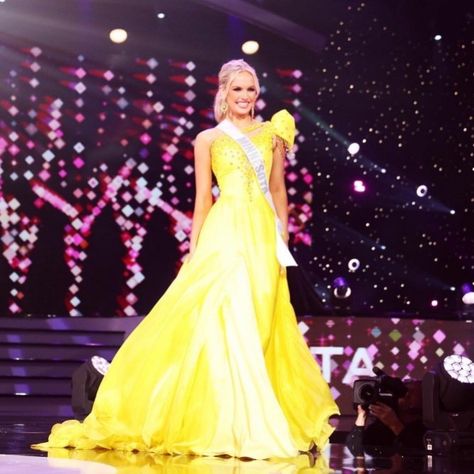 Beauty Pageant Aesthetic, Best Evening Gowns, Pageant Interview Questions, Lauren Norris, Pageant Aesthetic, Miss Oklahoma, National American Miss, Miss Georgia, Teen Pageant