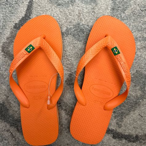 Havianas Flip Flop Sandals, Orange Boots, Flip Flops, Sandals, Orange Flip Flops, Picnic Ideas, Flip Flop Sandals, Flip Flop, Color Orange, Orange