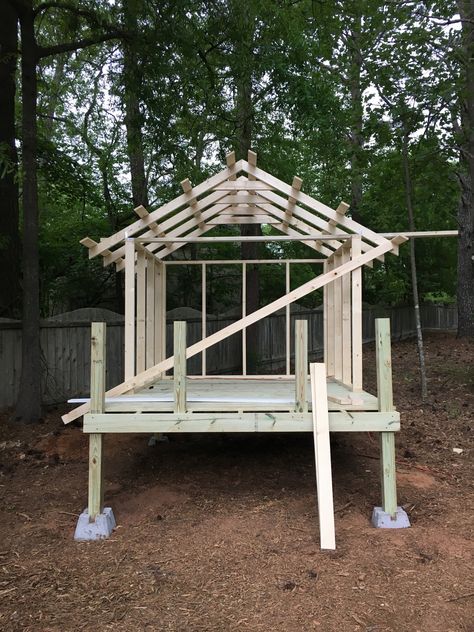 Open Playhouse, Diy Raised Playhouse, Wood Playhouse Plans, Playhouse Building Plans, Easy To Build Playhouse, Playhouse On A Hill, Playhouse Roof, How To Build Playhouse, Elevated Tree House