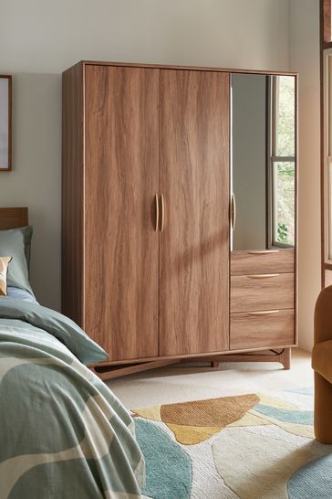 Retro Wardrobe Furniture, Dark Wood Wardrobe, Bedroom Ideas Wood, Wood Wardrobe Bedroom, Bedroom With Mirror, Wood Wardrobe Design, Wardrobe Design Bedroom Sliding, Bedroom Decor Wood, Wardrobe Internal