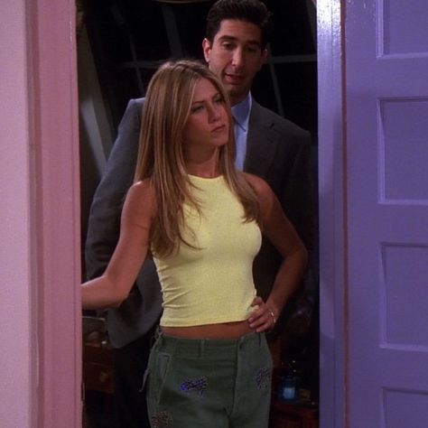 Estilo Rachel Green, Jennifer Aniston Friends, Rachel Green Hair, Rachel Green Style, Friends Outfit, Rachel Green Outfits, Rachel Friends, 90’s Outfits, Ross And Rachel