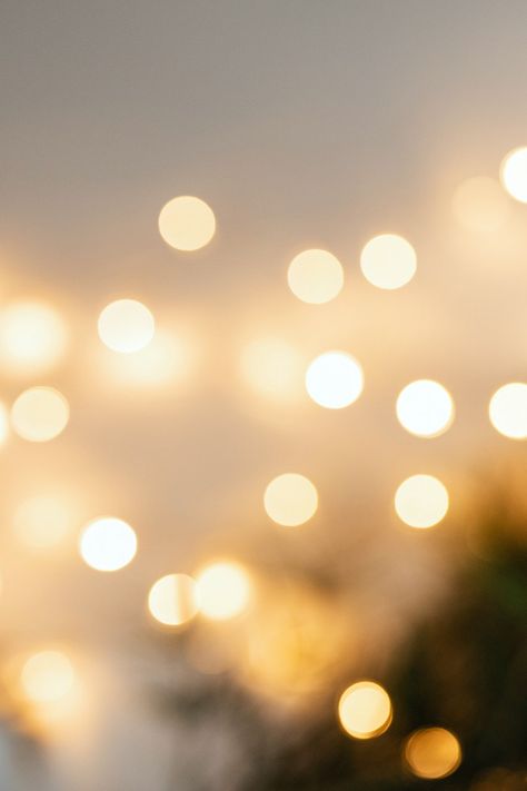 Blurry warm Christmas bokeh light | free image by rawpixel.com / Karolina / Kaboompics X Mas Background For Editing, Blurry Lights Background, Bokeh Lights Backgrounds, Blurry Lights Painting, Glow Background, Gold Christmas Lights, Christmas Bokeh, Warm Background, Bokeh Texture