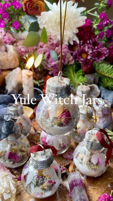 Spell Jar Christmas Ornament, Yule Altar In A Jar, Spell Jar Ornaments, Winter Solstice Tree, Yule Spell Jar, Yule Decor Ideas, Yule Jar, Yule Tree Ideas, Yule Crystals