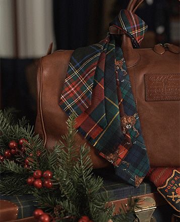 Ralph Lauren Christmas Aesthetic, Ralph Lauren Old Money, Ralph Lauren Clothes, Christmas Rules, Ralph Lauren Christmas, Christmas In England, Dark Academia Style, Christmas Suit, Academia Style