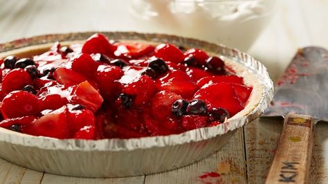 Fresh Berries Dessert, Berry Pie Recipe, Triple Berry Pie, Betty Crocker Recipes, Berry Dessert, Berry Pie, Best Pie, Berry Cake, Fruit Pie