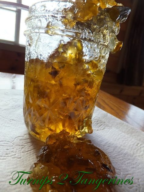 Jalapeño Apple Jelly Apple Jalapeno Jelly Recipe, Jalapeno Jelly Recipes, Pineapple Jelly, Fruit Butters, Pepper Jelly Recipes, Jalapeno Jelly, Homemade Ham, Apple Jelly, Jelly Recipe