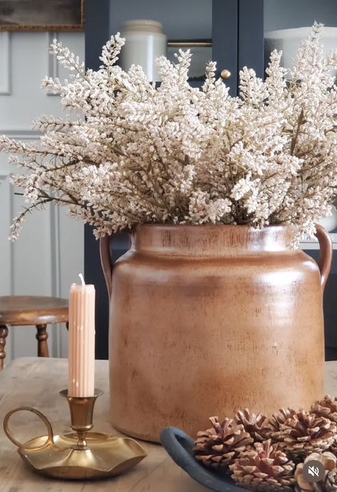 Boho Vase Fillers, Farmhouse Kitchen Table Centerpiece, Fall Decor 2023, Anthropologie Decor, Vases Flowers, Kitchen Table Centerpiece, Neutral Fall Decor, Fall Living Room Decor, Fall Living Room