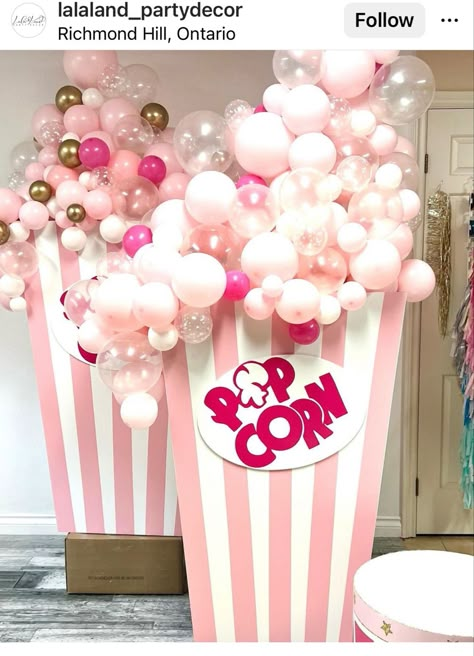 Pink Movie Theme Party, Popcorn Theme Party Decoration, Preppy Movie Night Party, Pink Movie Birthday Party, Movie Theater Theme Birthday Party, Pink Movie Party, Movie Star Birthday Party, Pink Movie Night Party, Movie Themed Birthday Party Ideas