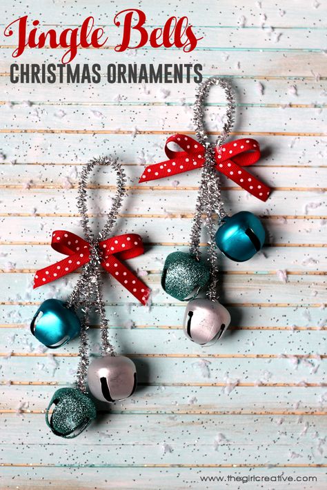 Deck the halls with these festive Jingle Bells Christmas Ornaments. So easy even the kids can do it. Great teacher or neighbor gift idea. Easy Christmas Ornaments, Bells Christmas, Easy Christmas Crafts, Xmas Ideas, Easy Christmas Diy, Christmas Ornaments Homemade, Christmas Ornament Crafts, Jingle Bell, Christmas Ornaments To Make