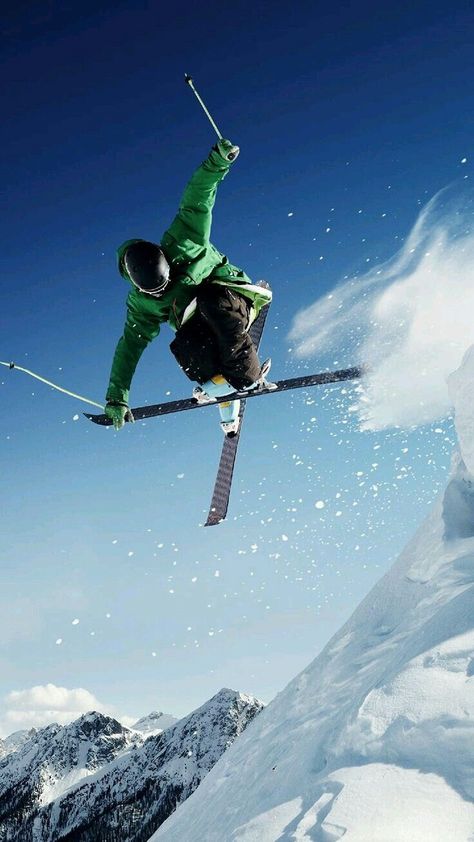 Park Rat, Skiing Photography, Ski Inspiration, Ski Park, Skiing Aesthetic, Ski Culture, Freestyle Skiing, Ski Art, Powder Skiing