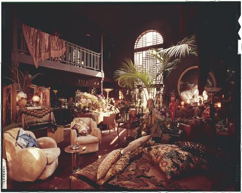 Barbara Hulaniki's home in the 70's 60s Bohemian Interior, Biba Store, Luxury 70s Interior, 70s Mansion Aesthetic, 70s Jungle House, 80s Mansion Interior, Maximalist Interior, 70s Home, Vintage Interiors