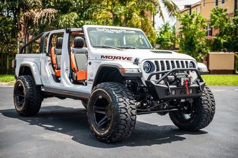 Hand On Steering Wheel, Jeep Gladiator Custom, Slingshot Car, Custom Jeep Wrangler Unlimited, Chester Cheetah, Lifted Jeep Wrangler, Luxury Cars Range Rover, White Jeep, Trucks Lifted Diesel