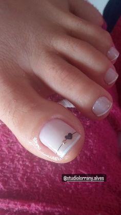 Pedicure Gel, Easy Toe Nail Designs, Pedicure Nail Designs, Pedicure Designs Toenails, Gel Toe Nails, Acrylic Toe Nails, Toe Nail Color, Pretty Toe Nails, Spring Nail Designs