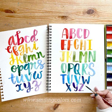 How to Create Beautiful Watercolor Lettering: Videos Tips! Watercolour Lettering, Watercolor Font, Wall Art Piece, Coloring Letters, Watercolor Supplies, Watercolor Quote, Watercolor Calligraphy, Watercolor Tips, Lettering Art