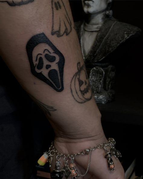 Ghost Face Hand Tattoo, Ghost Face Tattoo Cute, Ghost Face No You Hang Up Tattoo, Ghost Face Forearm Tattoo, Ghost Face Tattoo Design, Ghost Face Tattoo, Ghost Face, Face Tattoo, Ghost Faces