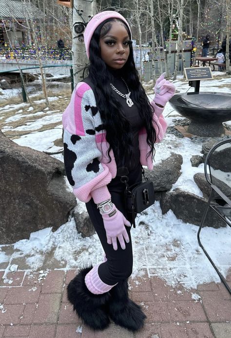 Winter Outfits Aesthetic Baddie, Girly Winter Outfits Black Women, Shien Winter Outfits, Baddie Winter Birthday Outfit, Pink And Brown Outfit Black Women, Shein Winter Outfits Black Women, Fly Winter Outfits Blackgirl, Christmas Outfits Black Women, Birthday Outfits For Winter