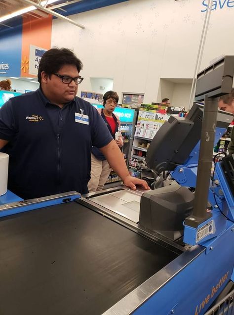 Walmart cashier pays woman's bill after she breaks down at register Store Cashier Counter, Walmart Card, Cashier Counter, Check Cashing, Store Counter, Walmart Store, Good News Stories, Positive News, Walmart Deals