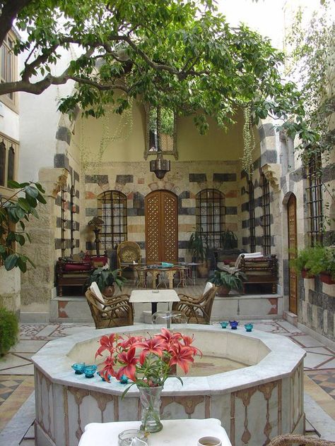 Damascus House, Courtyard Homes, Old Damascus, Damascus Syria, Internal Courtyard, Arab World, Courtyard House, Unique Architecture, Paradise On Earth