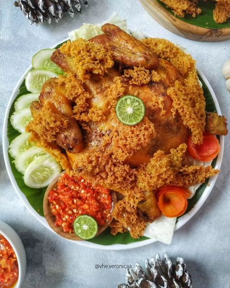 Ayam Kremes, Indonesian Cuisine, Salty Foods, Food L, Indonesian Food, Best Dishes, Flavorful Recipes, Food Menu, Air Fryer Recipes