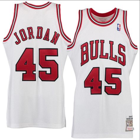 Michael Jordan Wizards, Air Jordan Basketball Shoes, Chicago Bulls Logo, Michael Jordan Jersey, Jordan Bulls, Michael Jordan Chicago Bulls, Jordan Basketball Shoes, Dave East, Jordan Jersey