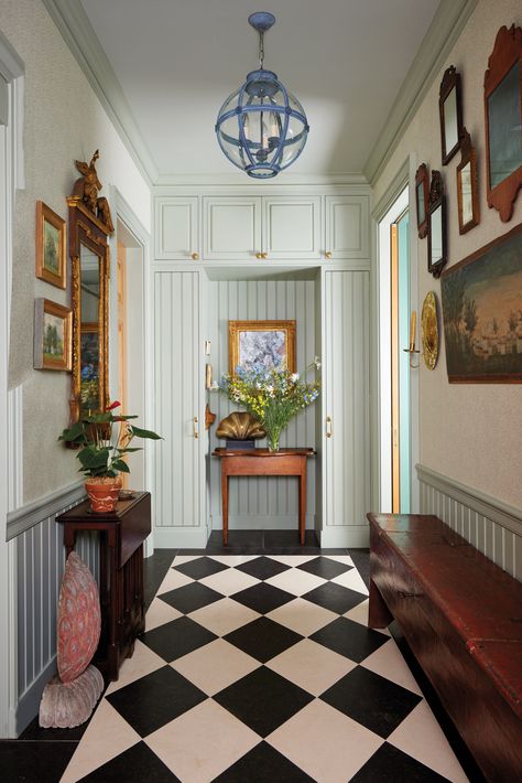 Country Meets City In This Cozy Downtown Manhattan Apartment Checkerboard Floor, Manhattan Apartment, New York City Apartment, Blue Inspiration, Luxe Interiors, Blue Living Room, Decoration Inspiration, Country Chic, House Inspo