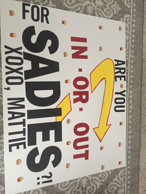 Sadie’s proposal Sadies Sign Ideas, Fun Ways To Ask Someone To Sadie’s, Sadie’s Poster Ideas Dance, Cute Sadies Asking Ideas, Sadie Hawkins Posters, Sadie Hawkins Proposals Creative, Harvest Dance Poster Ideas, Harvest Dance Proposals, Sadie’s Dance Proposal Ideas