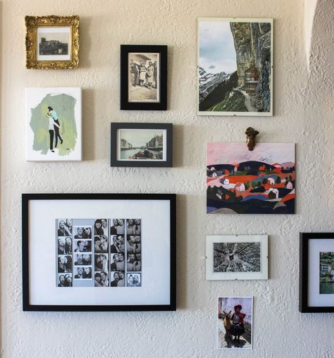 Gallery Wall Collage, Travel Photo Wall, Travel Gallery Wall, Postcard Wall, Picture Gallery Wall, Gallery Ideas, Hanging Ideas, Photo Wall Gallery, Architecture 3d