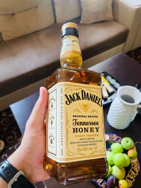 Jack Daniels Honey Jack Daniels Honey Whiskey, Jack Daniels Honey, Honey Whiskey, Jack Daniel's Tennessee Whiskey, Tennessee Honey, Pretty Alcoholic Drinks, Jack Daniels Distillery, Fruit Wine, Jack Daniel