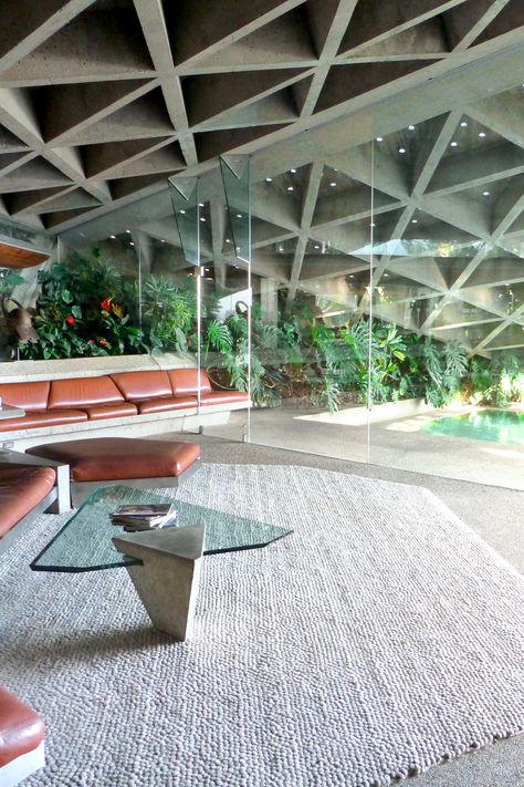 Organic Architecture Interior, Sheats Goldstein House, Henning Larsen Architecture, The Sheats Goldstein Residence, Goldstein Residence, Residence Interior, John Lautner, Organic Architecture, Contemporary Interiors