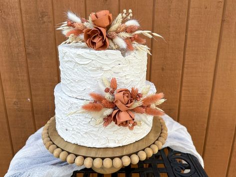 Terracotta Ivory & White Boho Cake Topper Decoration for - Etsy Fall Wedding Cakes Rustic 2 Tier, Terracotta Sunflower Wedding, Ranch Wedding Cake, Fall Bridal Shower Cakes, Round Cake With Flowers, Small Boho Wedding Cake, Western Wedding Cake Ideas, Boho Wedding Cake Bohemian Style, Country Wedding Cakes Rustic