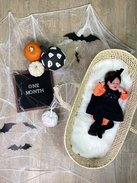 Halloween Pictures For Newborn, First Halloween Pictures Newborn, Infant Halloween Pictures, September Milestone Pictures, I Month Old Baby Picture Ideas, Halloween 1 Month Baby Pictures, Newborn Halloween Photos, Monthly Baby Photos October, Fall One Month Photos