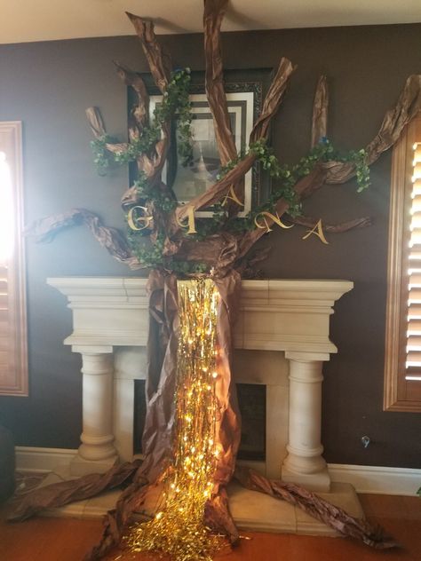 Tinkerbell Tree Topper, Tinkerbell Tree, Pixie Dust Tree, Tinker Bell Room, Pixie Hollow Party, Tinkerbell Party Theme, The Pirate Fairy, Tinkerbell Movies, Fairy Theme Party