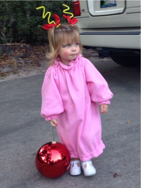 Cindy Lou Who Toddler Costume, Cindy Lou Birthday Party, Cindy Lou Who Hair Toddler, Cindy Lou Hoo, Whoville Costumes, Cindy Lou Who Hair, Cindy Lou Who Costume, Who Costume, Whoville Hair