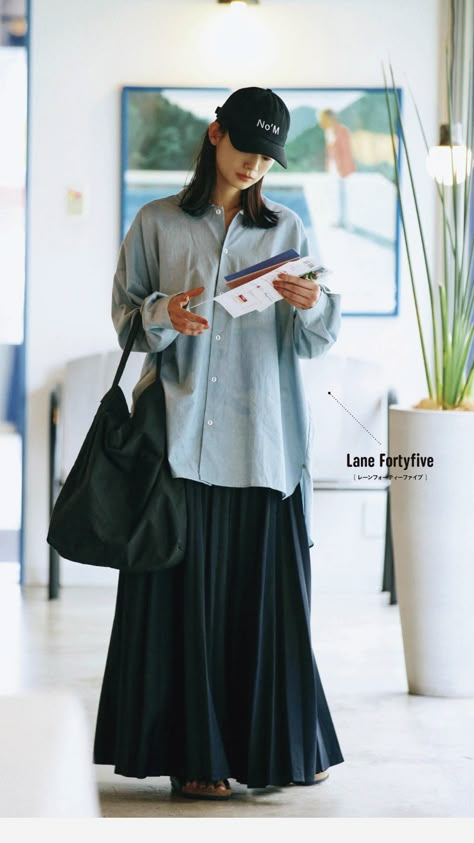 Mina Magazine, Tunik Linen, Japanese Minimalist Fashion, Trendy Outfit Ideas, Fall Outfit Ideas, Trendy Outfit, Japanese Outfits, Trendy Fall, 가을 패션