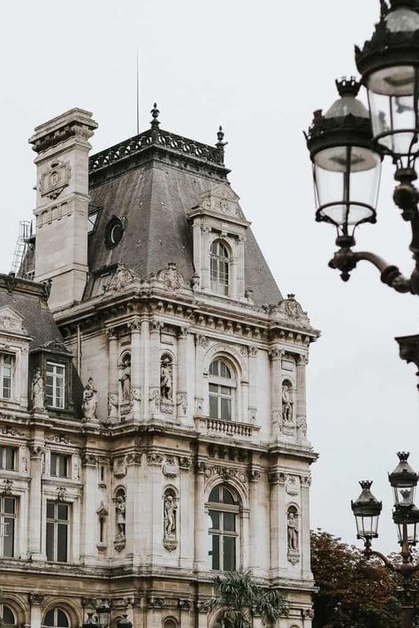 120 Beautiful Pictures of Paris that Will Fill You with Wanderlust Pictures Of Paris, Paris Buildings, Building Photography, Vintage Architecture, Beautiful Paris, French Architecture, European Architecture, Paris Pictures, Beautiful Cities