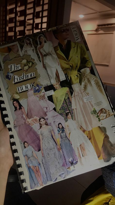 Fashion Title Page Sketchbook, Fashion Illustration Cover Page Ideas, Fashion Sketchbook Cover Ideas, Fashion Book Cover Design Ideas, Fashion Design Cover Page, Fashion Journal Cover Page, Fashion Title Page, Textiles Book Ideas, Fashion Learning Diary