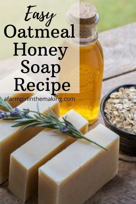 Honey Soap Recipe, Oatmeal Honey Soap, Natural Soaps Recipes, Diy Soap Bars, Easy Soap Recipes, Săpunuri Handmade, Cold Process Soap Recipes, Homemade Oatmeal, Soap Making Recipes