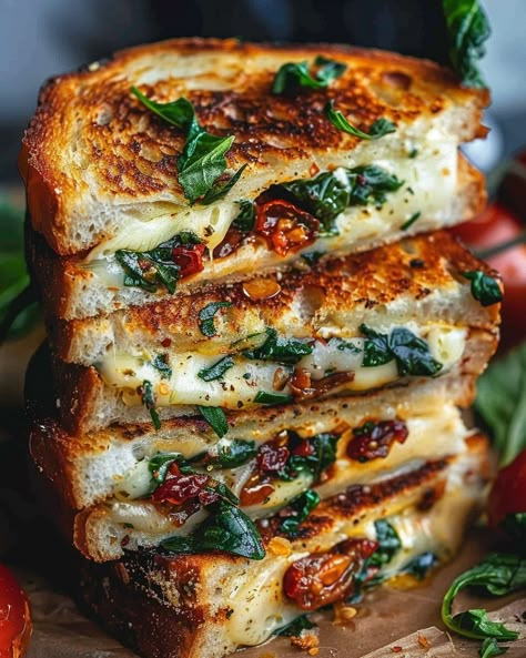 Mediterranean Spinach Grilled Cheese - Miarecipes Grilled Cheese With Spinach, Spinach Grilled Cheese Sandwich, Mediterranean Spinach Grilled Cheese, Grilled Cheese With Goat Cheese, Greek Grilled Cheese, Mediterranean Diet Sandwiches, Mediterranean Brunch Ideas, Spinach Sandwich Recipes, Lunch For Men